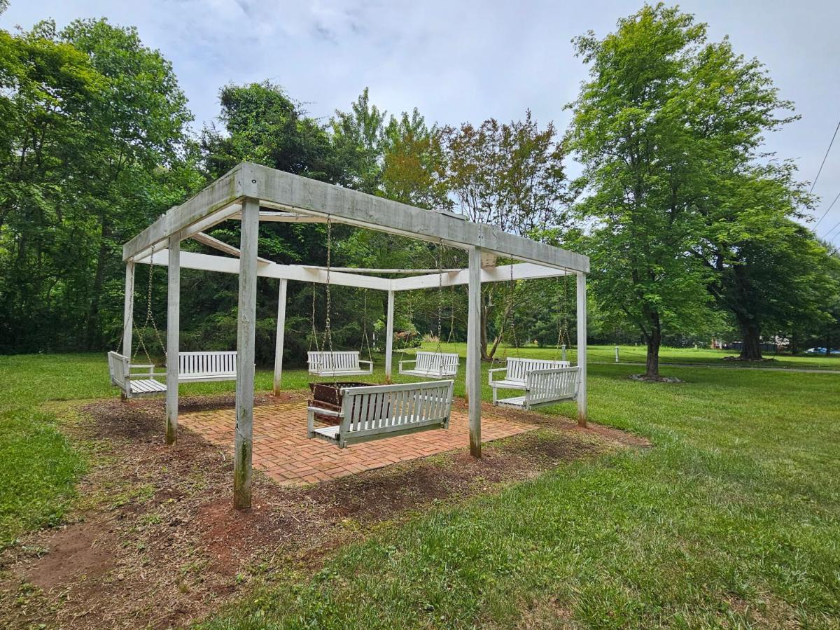 Winridge Manor Madison Heights Exterior foto